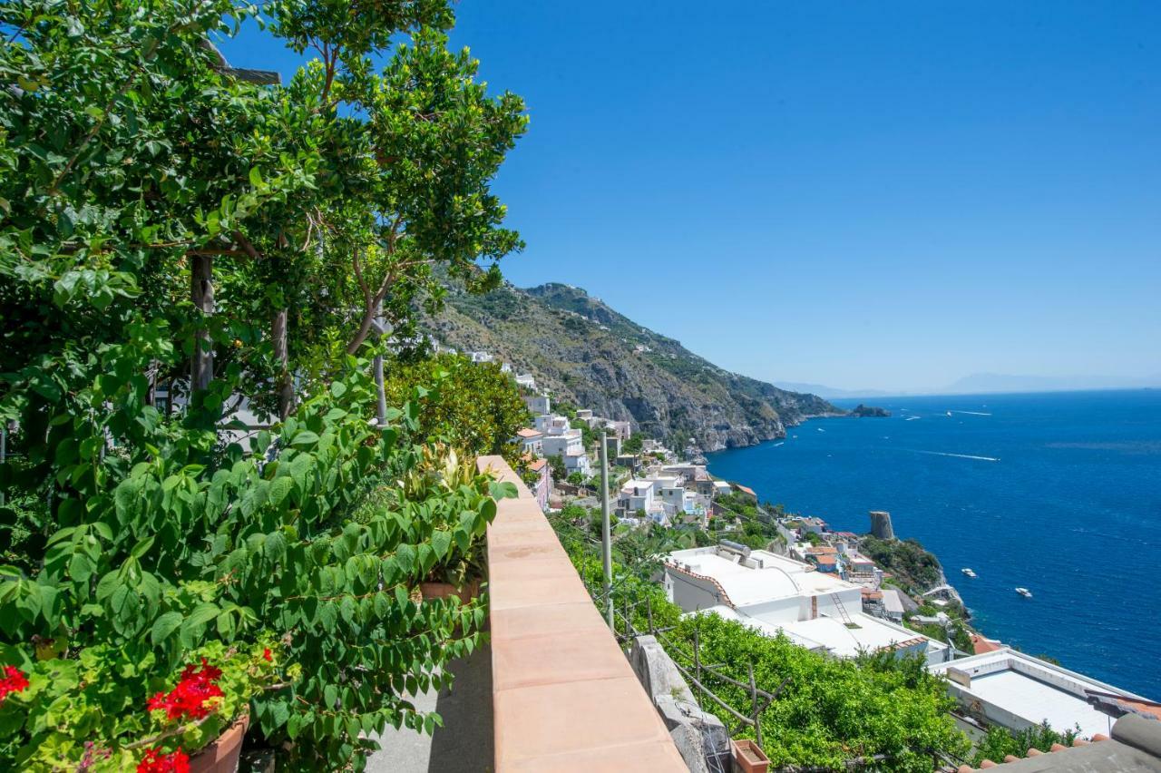 Villa Gaetano Praiano Bagian luar foto